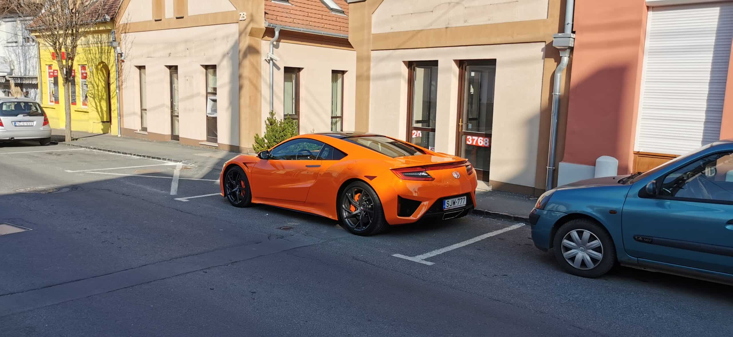Honda NSX NC1 utcán hátulról