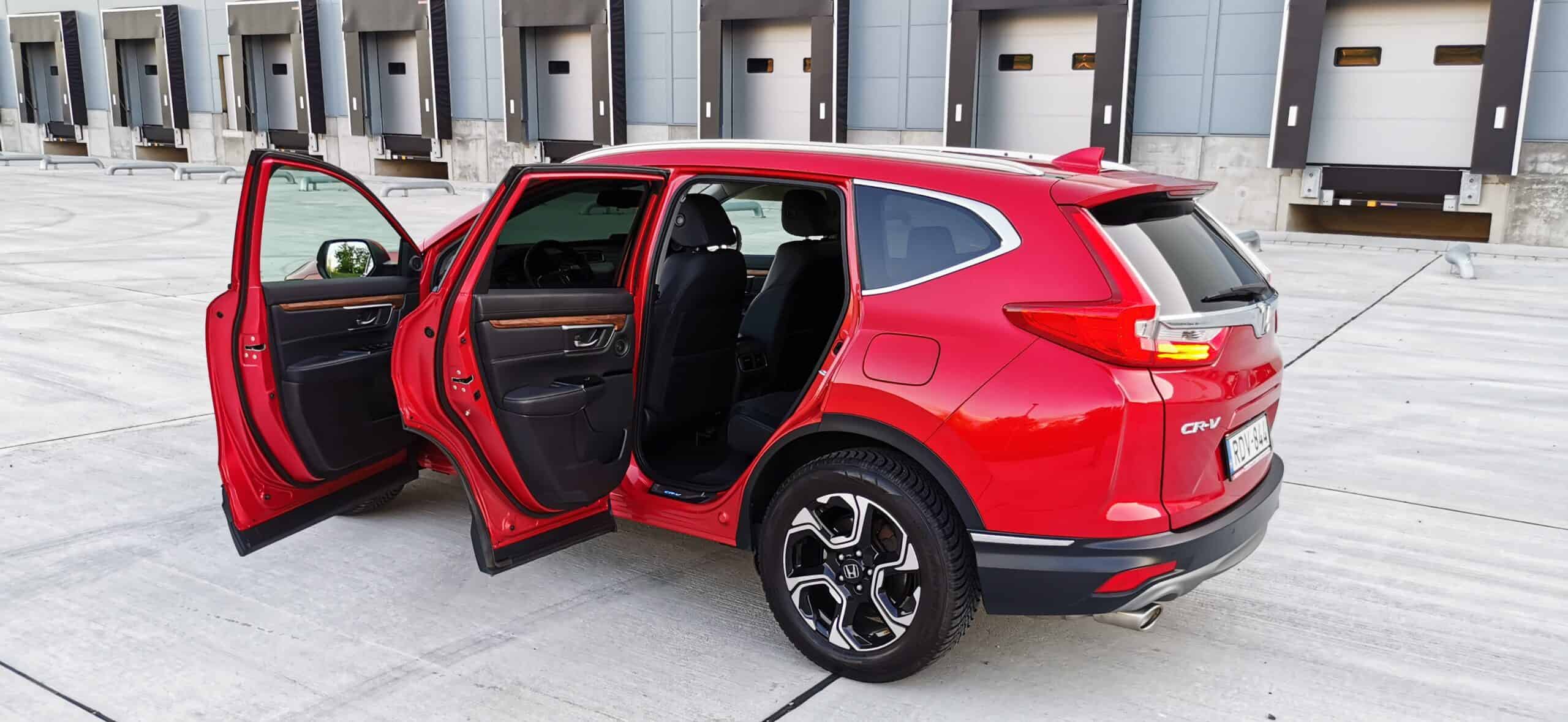 Honda CRV nyitott ajtók